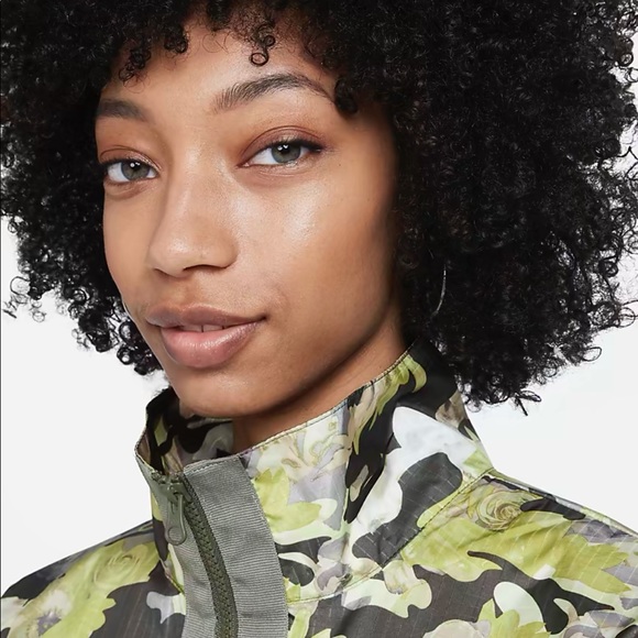 Nike Women’s Oversized Fit Jacket XXL - Picture 9 of 12